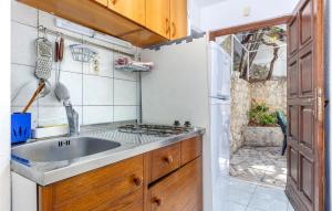 Lovely Apartment In Lokva Rogoznica