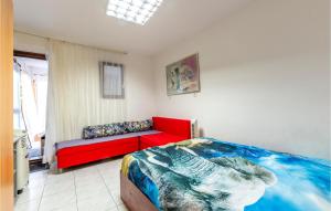 Lovely Apartment In Lokva Rogoznica