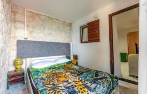 Lovely Apartment In Lokva Rogoznica