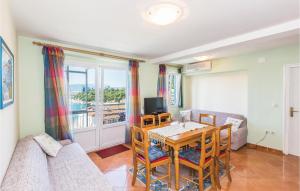 Two Bedroom Apartment in Ploce