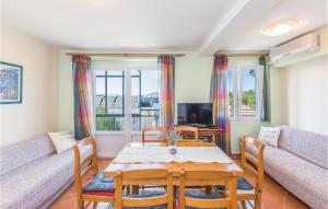 Two Bedroom Apartment in Ploce