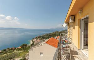 One-Bedroom Apartment In Krvavica