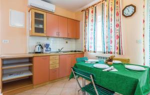 Awesome Apartment In Moscenicka Draga With 1 Bedrooms, Wifi And Outdoor Swimming Pool