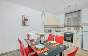 Cozy Apartment In Vrbnik