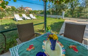 Beautiful Apartment In Linardici