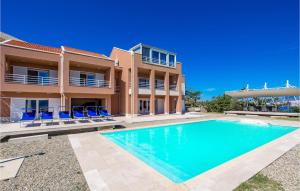 Amazing Home In Pag With 5 Bedrooms, Wifi And Outdoor Swimming Pool 