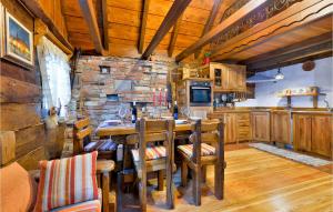 Gorgeous Home In Martinkovec With Sauna 