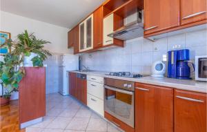 Lovely Apartment In Trogir With Kitchen