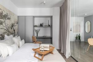 North by CityLife Suites Cloud 9 D
