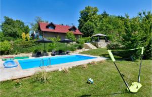 Beautiful Home In Seketin With Sauna