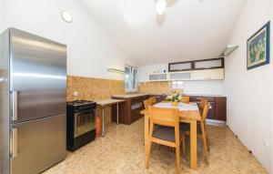 Amazing Apartment In Kastel Novi With 3 Bedrooms, Wifi And Outdoor Swimming Pool