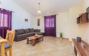 2 Bedroom Cozy Home In Liznjan