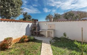 Two-Bedroom Holiday Home In Betiga