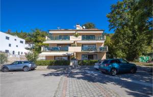 2 Bedroom Lovely Apartment In Omisalj