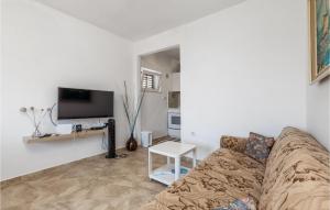 Lovely Home In Cesarica