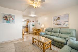 Large 1B1B Unit - Pool Side - Surf Song #229