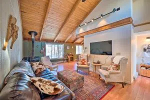 Unique Thornton Townhome Swim, Ski, and Hike! - Thornton