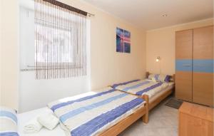 Two-Bedroom Holiday Home In Zadar