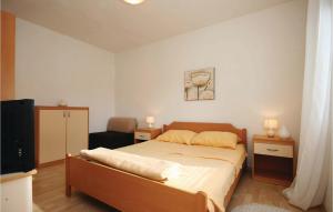 Amazing Apartment In Raslina With House Sea View 