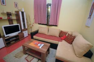 Bjelica Apartments Kotor