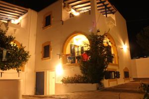 Theofilos Appartements Kythira Greece