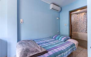 One-Bedroom Apartment In Omis