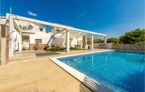 Pet Friendly Apartment In Vir With Wifi - Pedinka