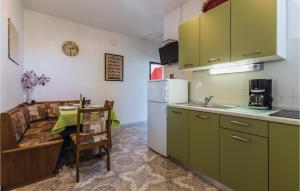 Amazing Apartment In Novigrad With Wifi 