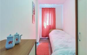 2 Bedroom Nice Apartment In Novigrad