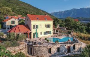 Beautiful Home In Grabovac With 7 Bedrooms, Sauna And Outdoor Swimming Pool