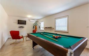 Beautiful Home In Pula With Wifi 