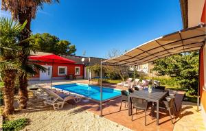 Beautiful Home In Pula With Wifi