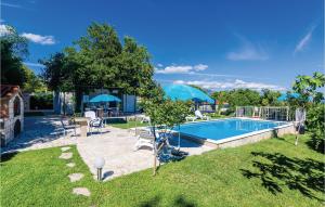 Beautiful Home In Mocici