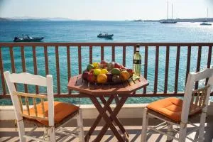 Petalides Apartments - Parikia