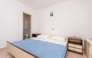 Lovely Apartment In Sveti Filip I Jakov