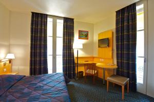 Hotels Hotel Le Bourbon Pau Centre : Chambre Double