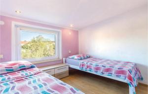 Two-Bedroom Apartment In Medulin