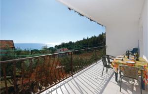 Beautiful Apartment In Ivan Dolac With 2 Bedrooms And Wifi