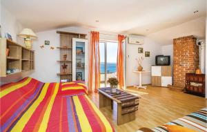 Stunning Apartment In Karlobag With Wifi 