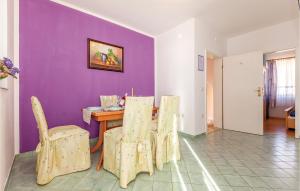 Awesome Apartment In Crikvenica With 2 Bedrooms And Wifi