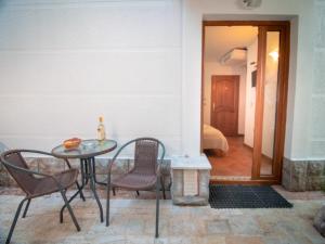 Apartments and Rooms Levantin Inn