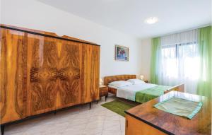 2 Bedroom Gorgeous Apartment In Matulji