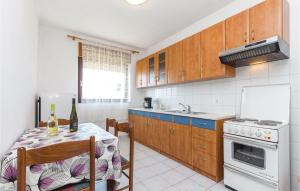 Nice Apartment In Novi Vinodolski With Wifi 