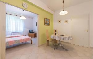 Beautiful Apartment In Zadar With 1 Bedrooms And Wifi