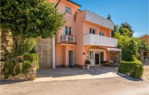 Nice Apartment In Stara Baska With Wifi - Batomalj