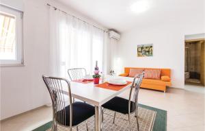 Awesome Apartment In Selce With 1 Bedrooms And Wifi