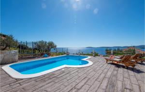 Amazing Home In Orebic With 3 Bedrooms, Wifi And Outdoor Swimming Pool