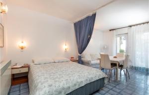 Cozy Apartment In Pula With Wifi