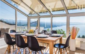 8 Bedroom Beautiful Home In Matulji