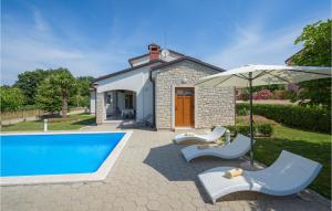 Beautiful Home In Kmacici With 3 Bedrooms, Wifi And Outdoor Swimming Pool